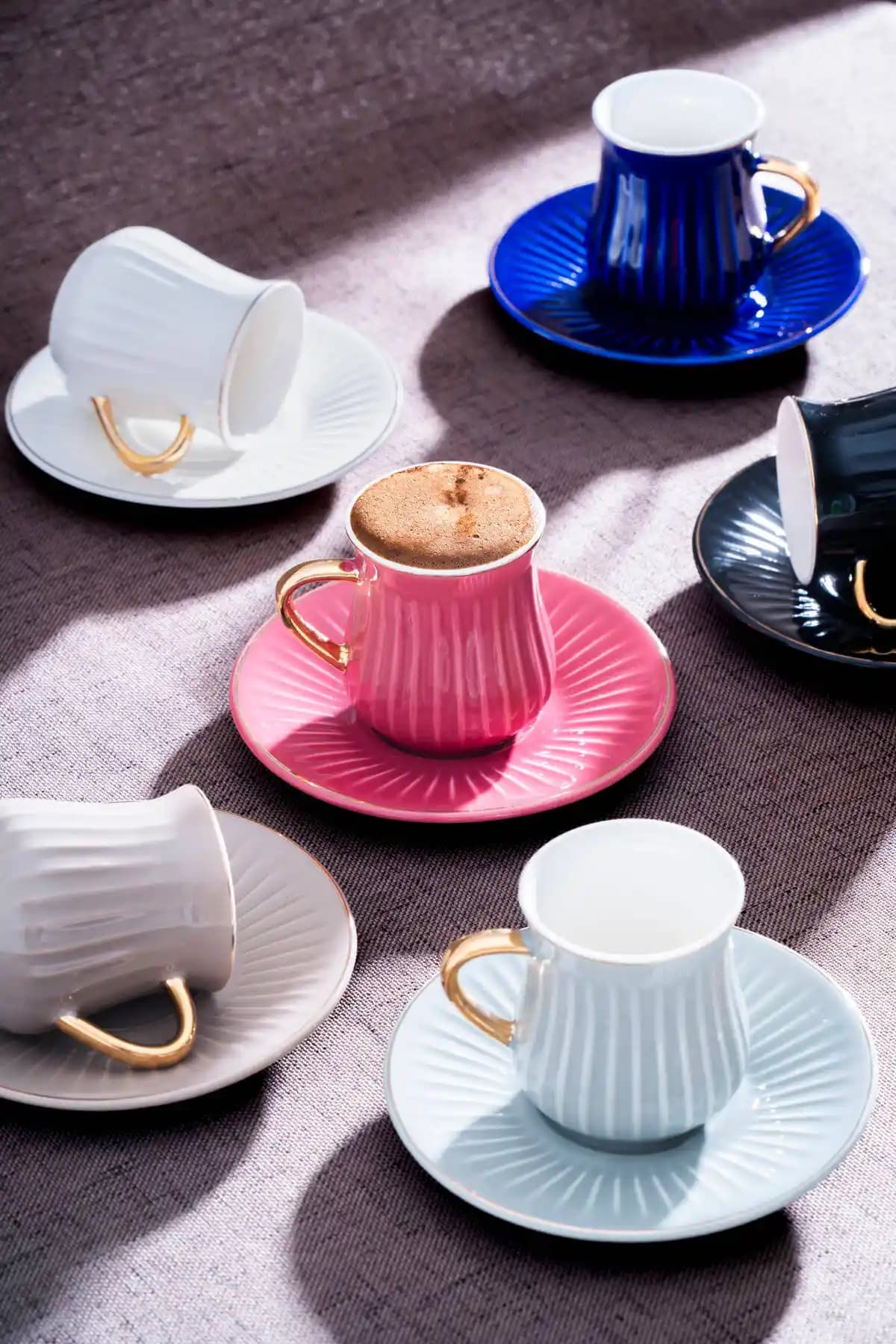 ACAR Lena Gold Yalız Renkli 6 Kişilik Porselen Kahve Fincanı Takımı Detayları ve Kullanım İpuçları