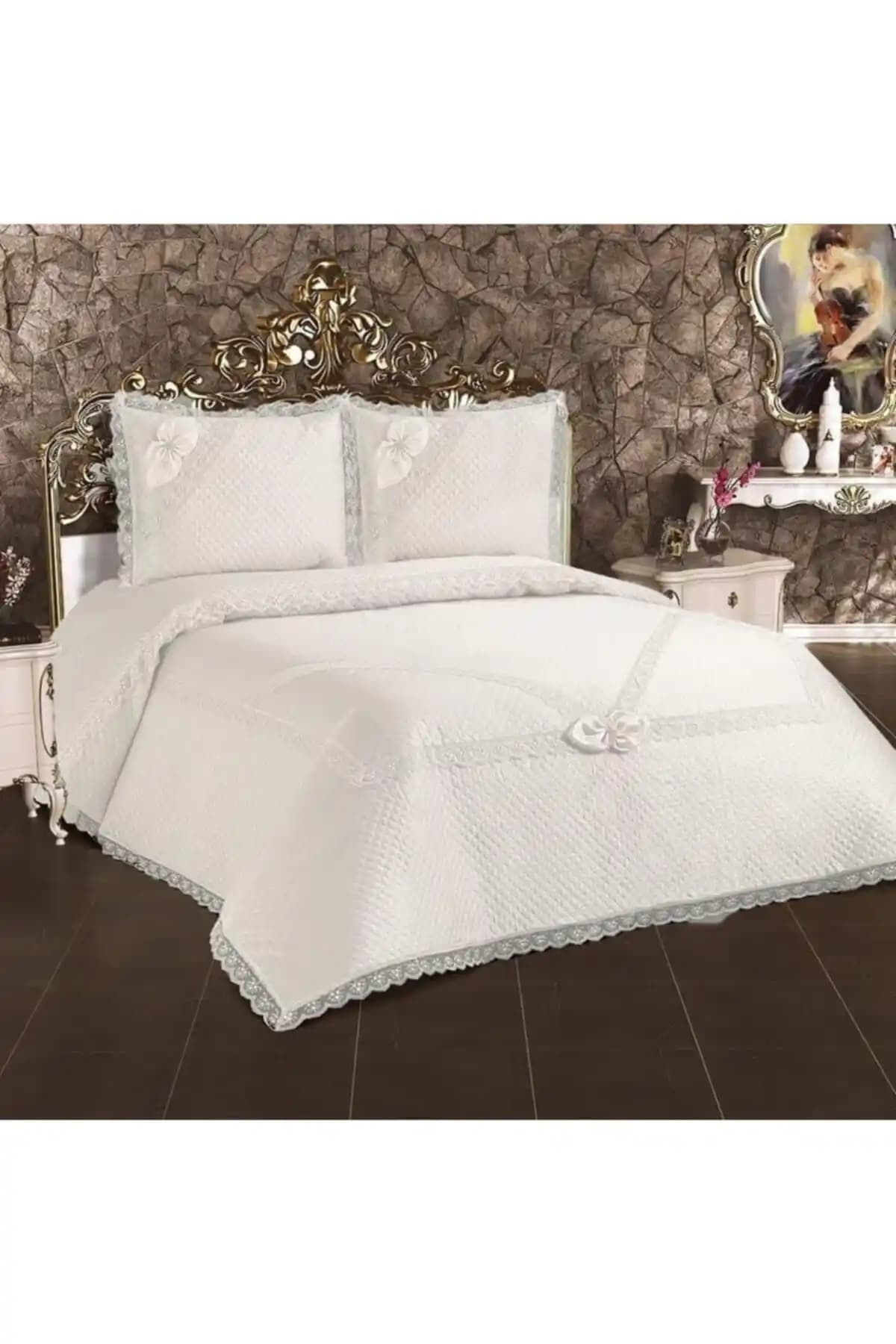 Bursa Çeyiz Şık ve Dayanıklı Çift Kişilik Yatak Örtüsü Modern Tasarım
