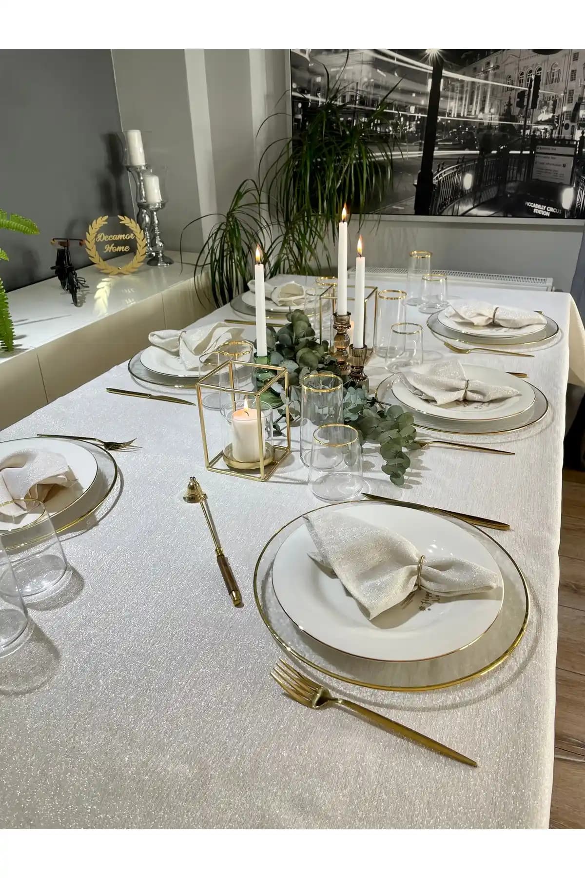 Decamor Home Keten Dokulu Gold Simli Ekru Masa Örtüsü Şıklık ve Dayanıklılık Sunar