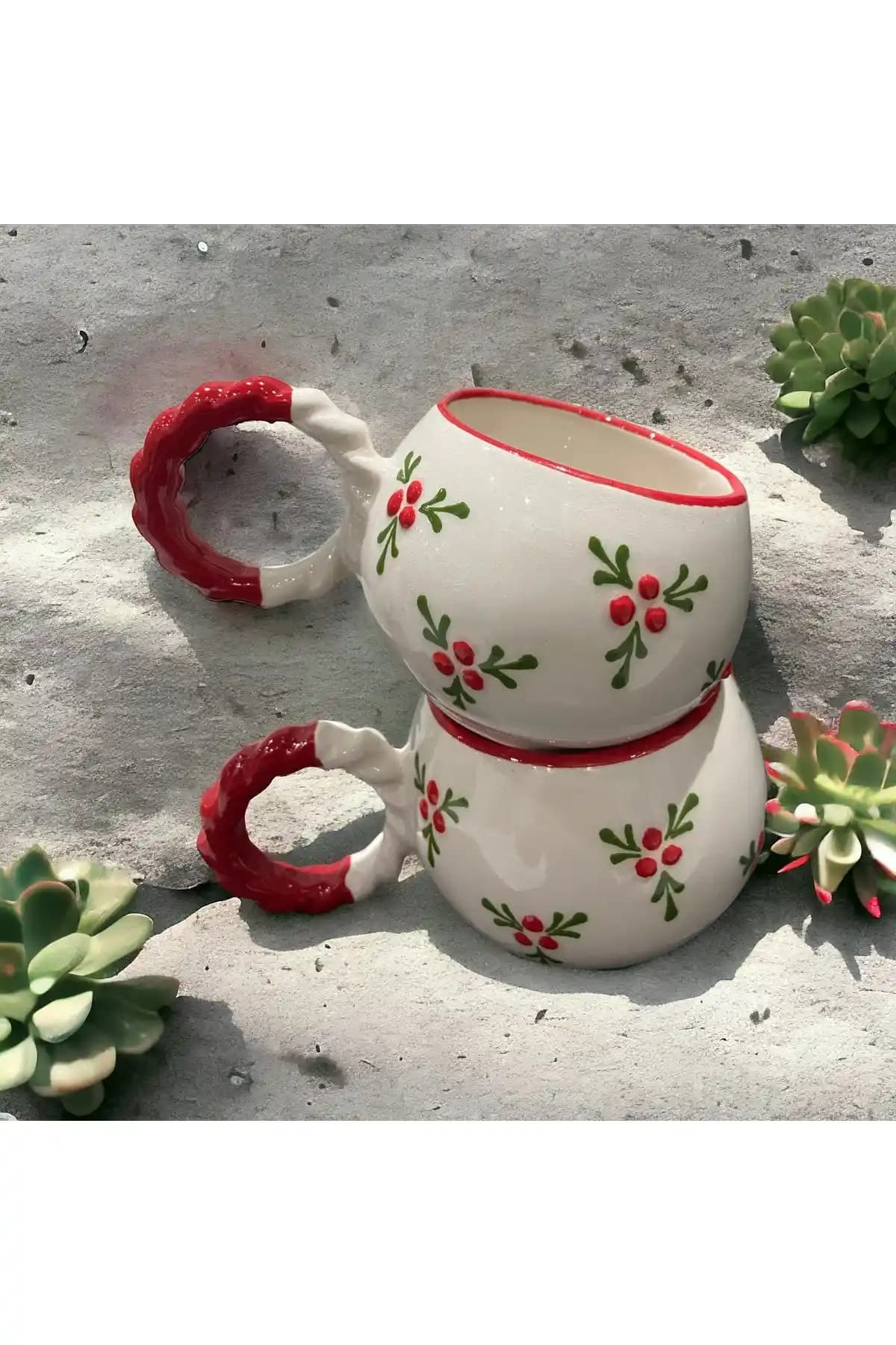 İZart 2’li Örgü Kulp Baloncuk Yılbaşı Kokina Desenli Seramik Kupa Seti Detaylı İnceleme