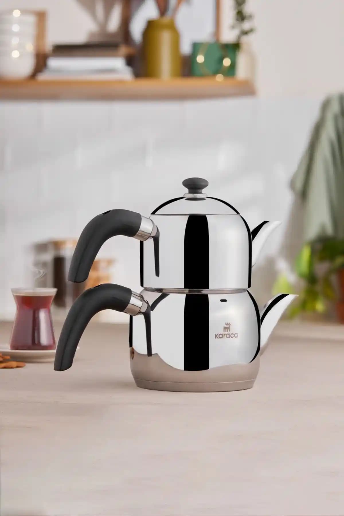 Karaca Edge Mini İndüksiyon Tabanlı Siyah Çaydanlık Takımı Günlük Kullanım İçin Uygun