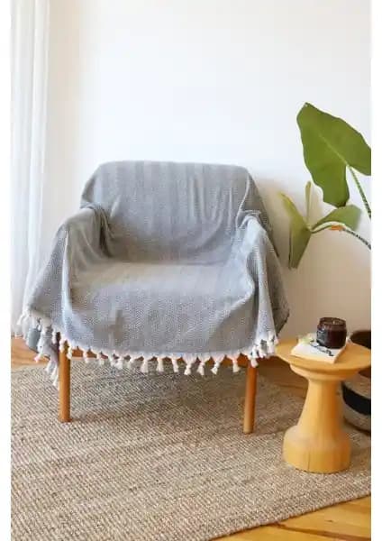 Koza Mix Berjer Tekli Koltuk Örtüsü: Estetik ve Dayanıklı Pamuk Kumaşla Koruma Sağlar