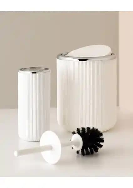 Madame Coco Martre Krom Lautre 2'li Banyo Seti Estetik ve Fonksiyonellik Sunan Modern Tasarım