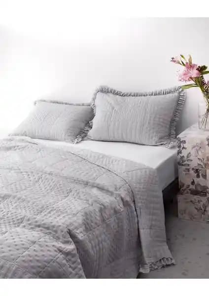 Madame Coco Medus Gri Çift Kişilik Yatak Örtüsü Estetik ve Dayanıklı Tasarım