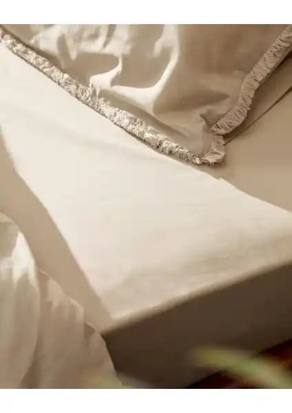 Madame Coco Sona Büyük Boy Püsküllü Nevresim Takımı: Şık ve Dayanıklı Pamuklu Yatak Seti