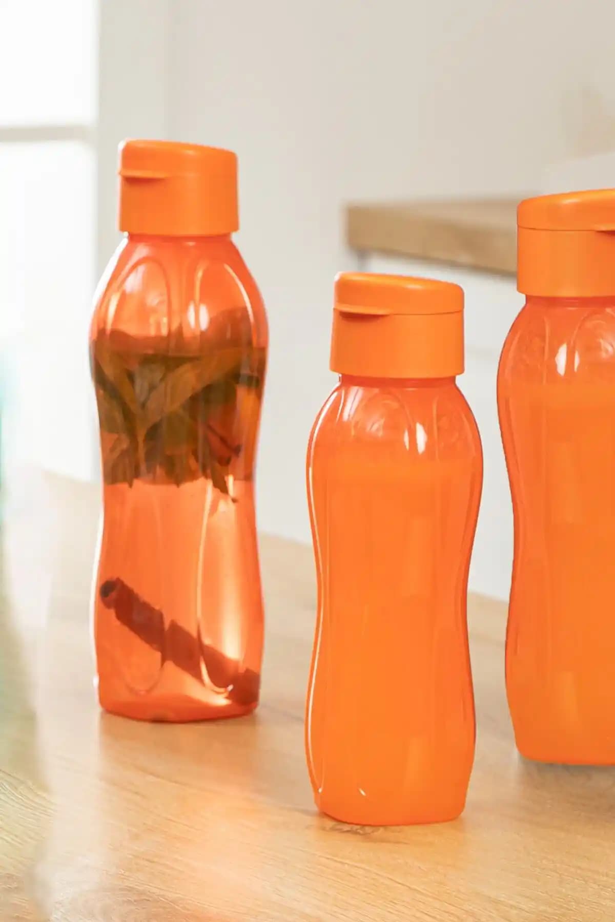 Turnberry 750 ml Turuncu Sporcu ve Okul Matara: Dayanıklı ve Güvenli Su Kabı Seçenekleri