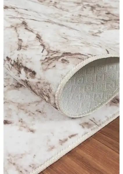 Valery Home ve West Home Yıkanabilir Kaymaz Tabanlı Halıların Karşılaştırması