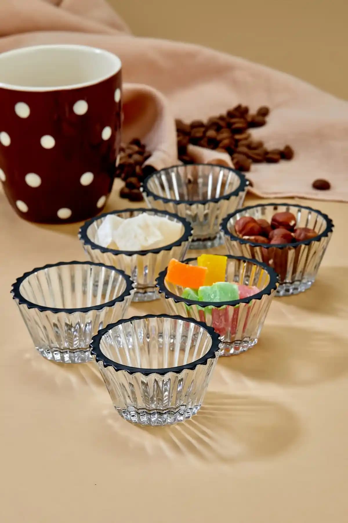 Zeryas Home Siyah İşlemeli Cam Reçellik ve Sunumluk Seti Çok Yönlü Kullanım ve Estetik Tasarım