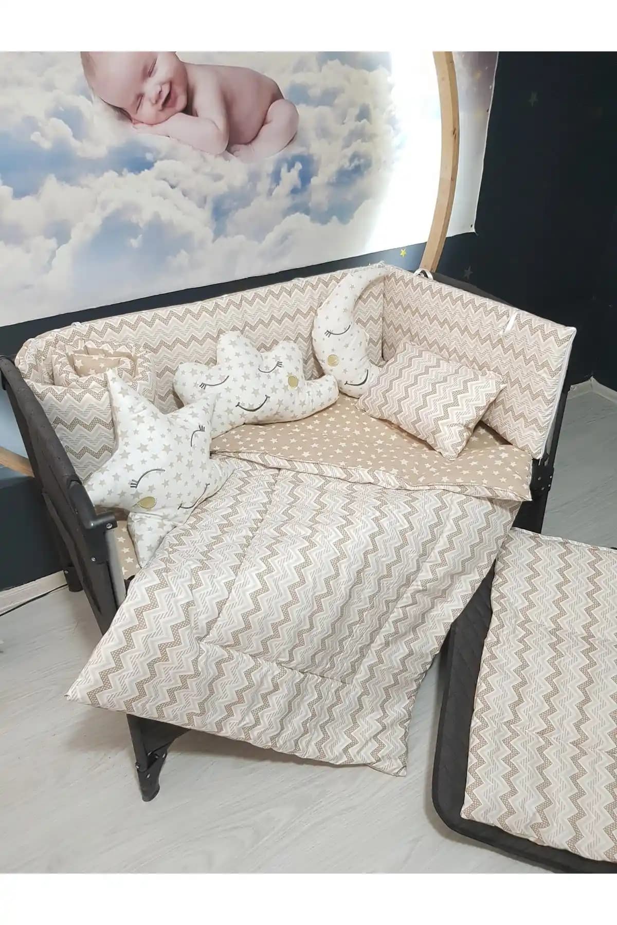 70x110 Bebek Uyku Setleri: Güvenli ve Estetik Bebek Odası Dekorasyonu İçin Rehber