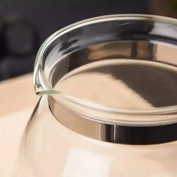 Ateşe Dayanıklı Cam ile Güvenli ve Estetik İç Mekan Dekorasyon Çözümleri