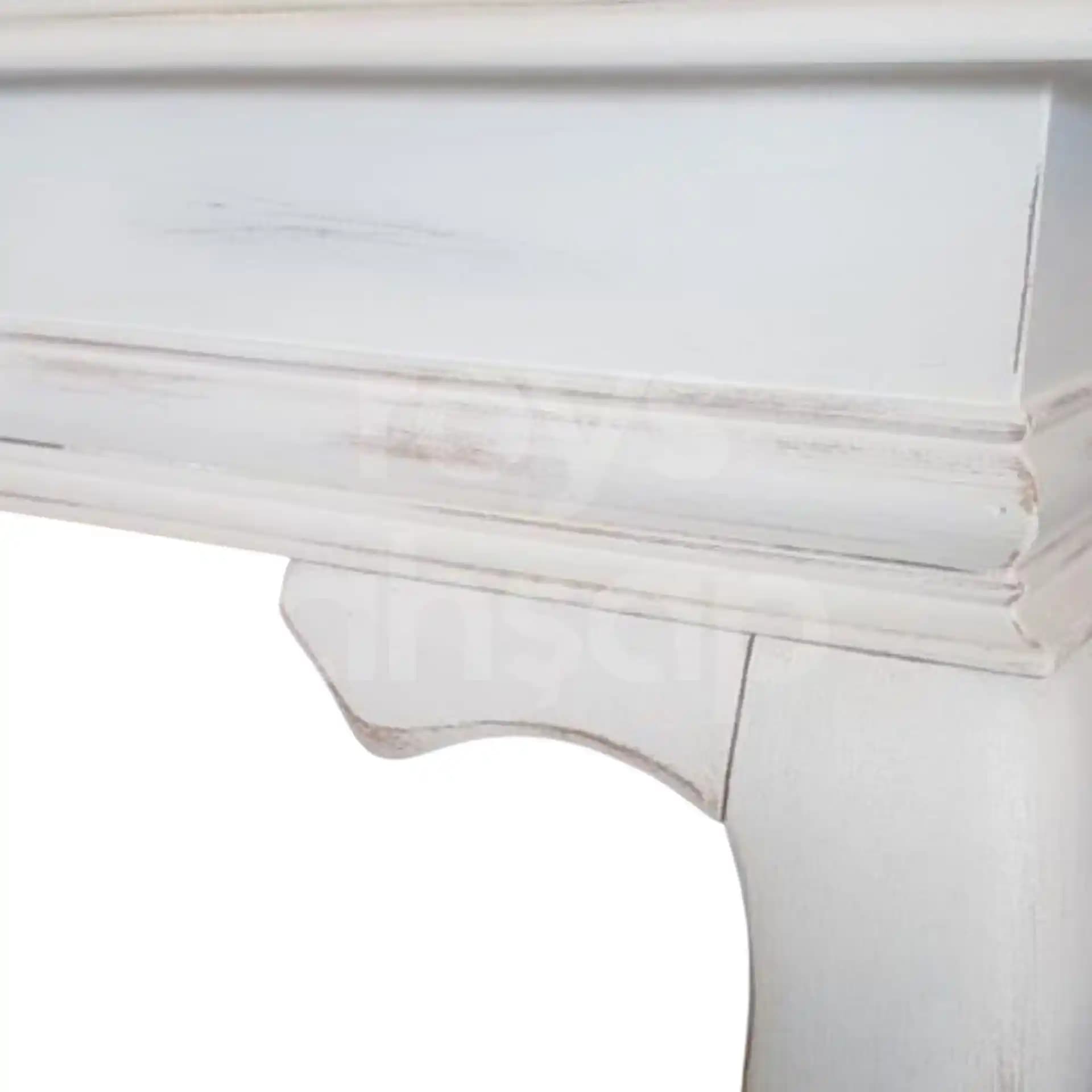 Beyaz Eskitme Mobilya Teknikleri ve Dekorasyonda Kullanım İpuçları