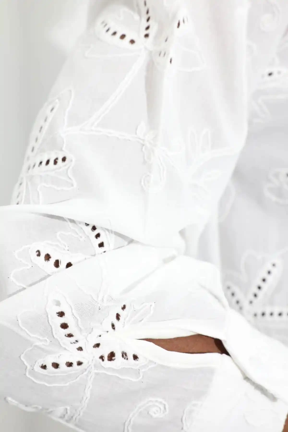 Beyaz Kaplama ile Dekorasyon ve Mobilya Yenileme Çözümleri Rehberi