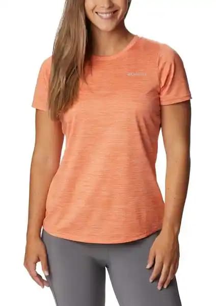 Columbia Alpine Chill Zero Kadın Kısa Kollu T-Shirt: Serinlik ve Konfor Sunan Yüksek Performanslı Spor Giyim