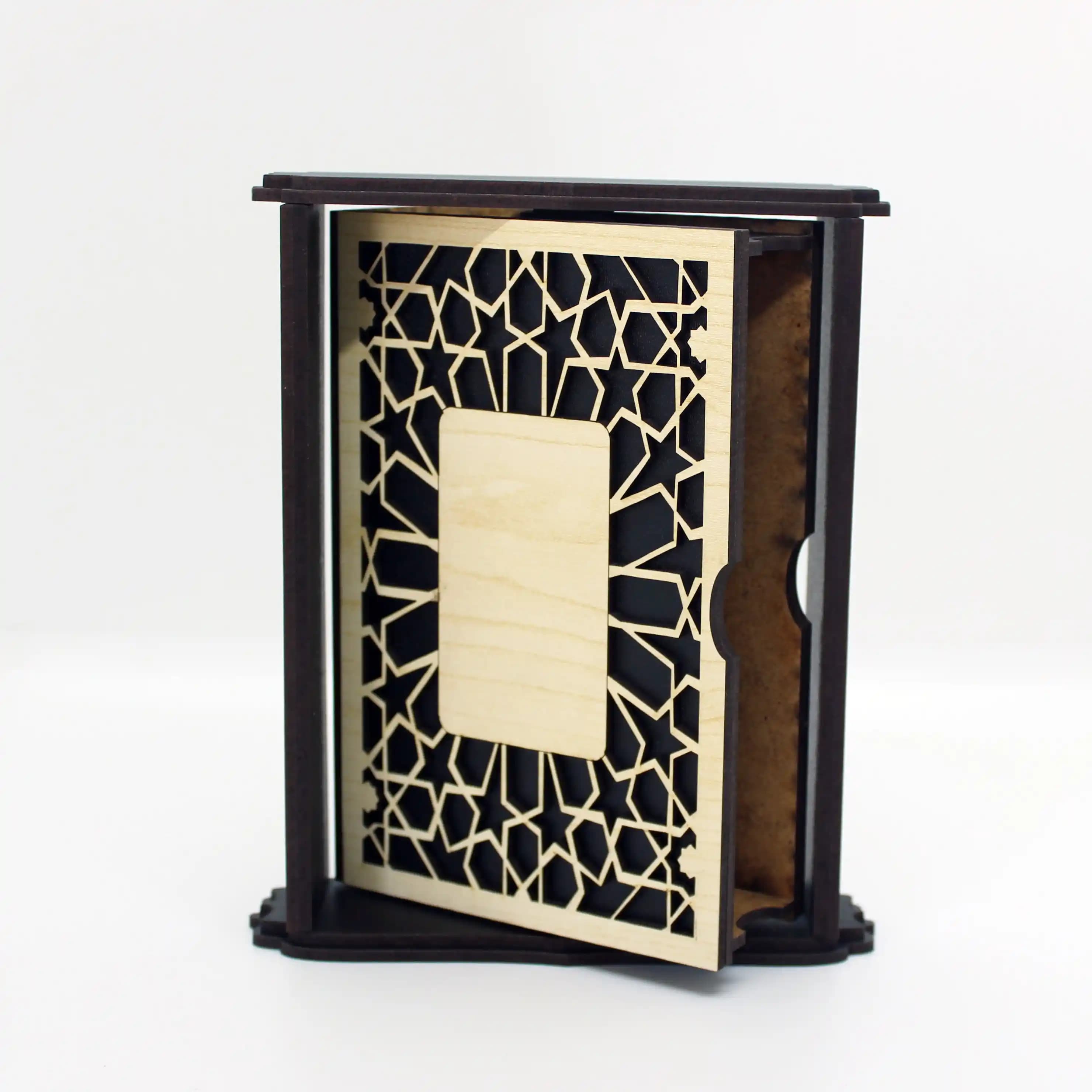 Geleneksel ve Modern Unsurlarla Ahşap Kuran Kutularının Dekorasyondaki Yeri ve Önemi