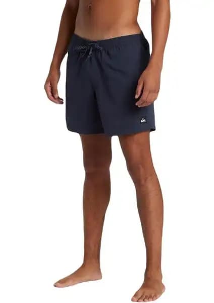 Quiksilver Everyday Solid Volley 15 Erkek Lacivert Şort: Şıklık ve Konforun Mükemmel Buluşması