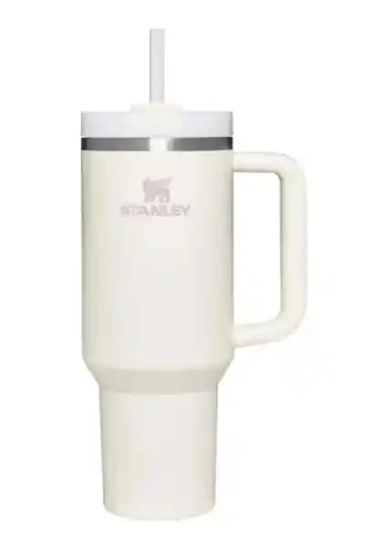 Stanley Quencher ve Iceflow Pipetli Termos Karşılaştırması Hangi Model Daha Uygun