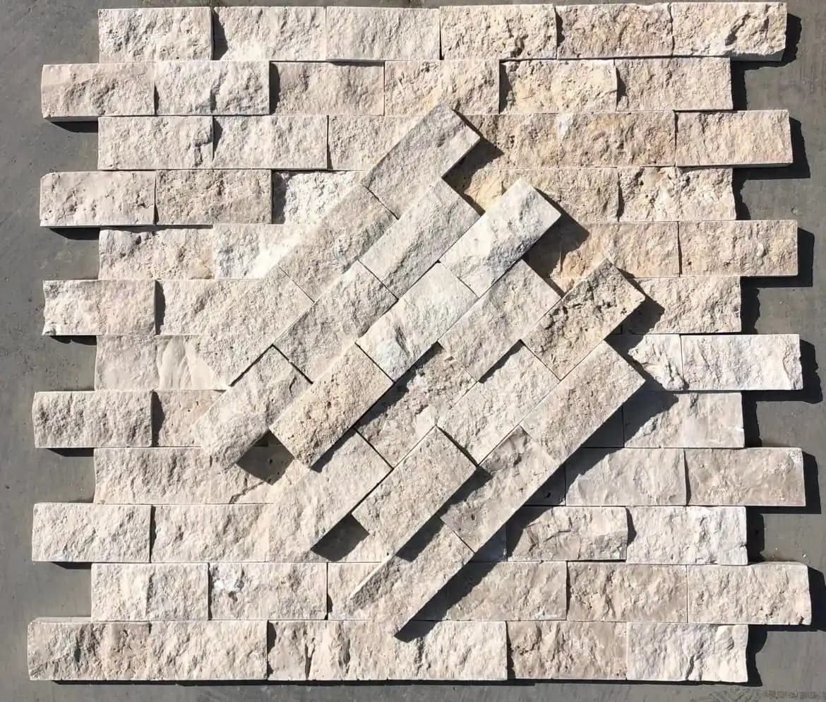 Mutfak Tezgah Arkası Seçiminde Granit ve Seramik Karoların Estetik ve İşlevsel Karşılaştırması