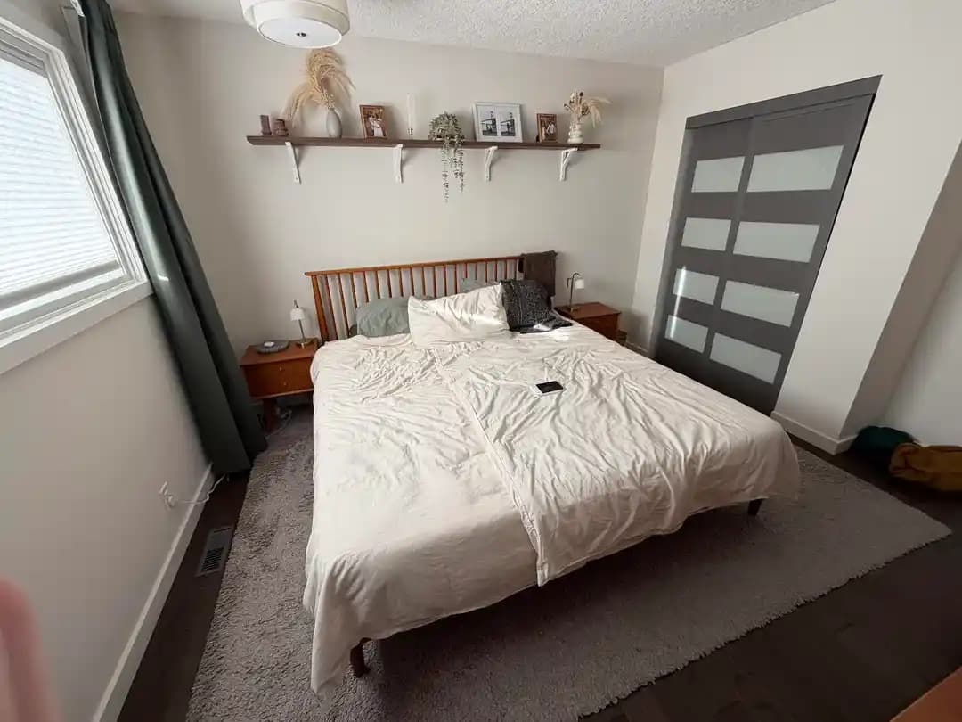 Yatak Odası Dekorasyonunda Dengeyi Sağlama ve Odak Noktası Oluşturma Yöntemleri