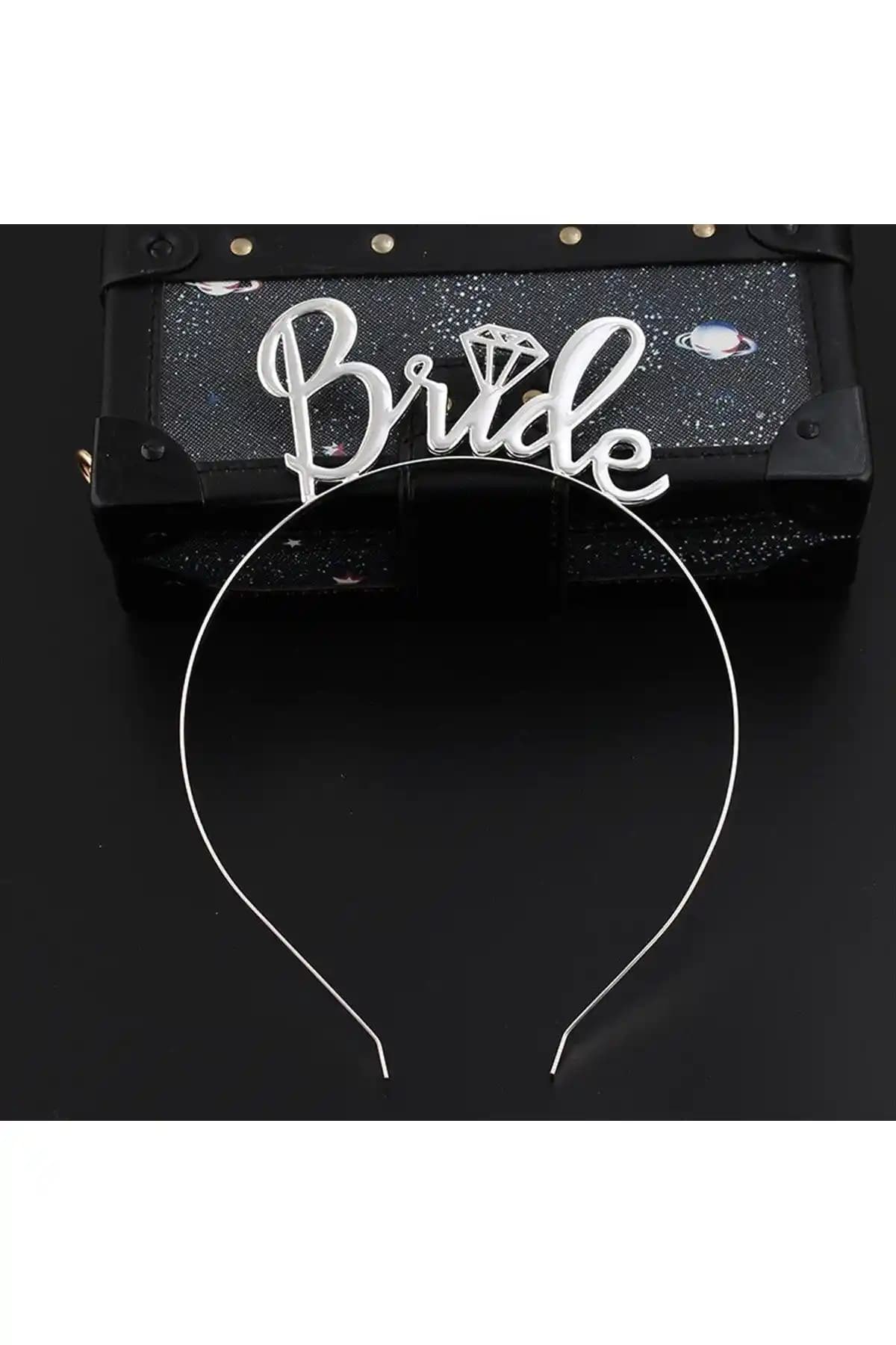 Huzur Party Store Bride Yazılı Metal Taç: Zarif ve Dayanıklı Düğün ve Kutlama Aksesuarı
