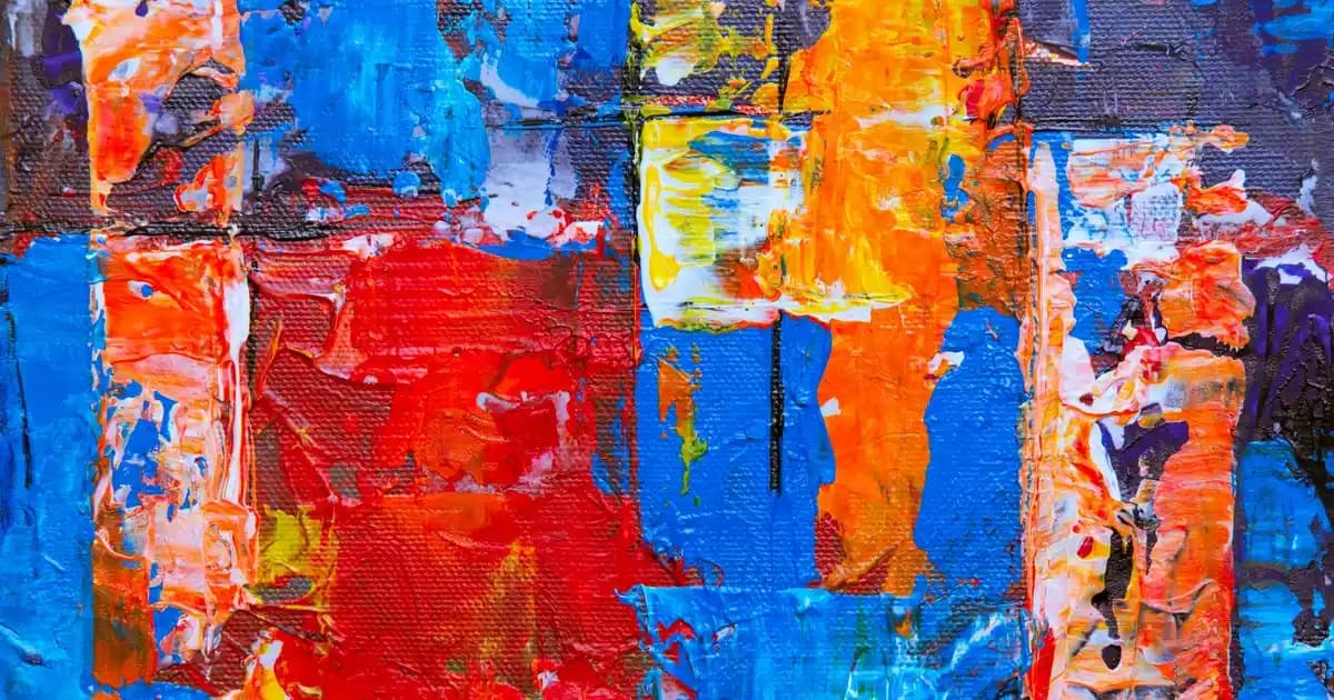 Ayaklı Meyve Tabağı Dekorasyon ve Fonksiyonellik İçin Modern Seçenekler