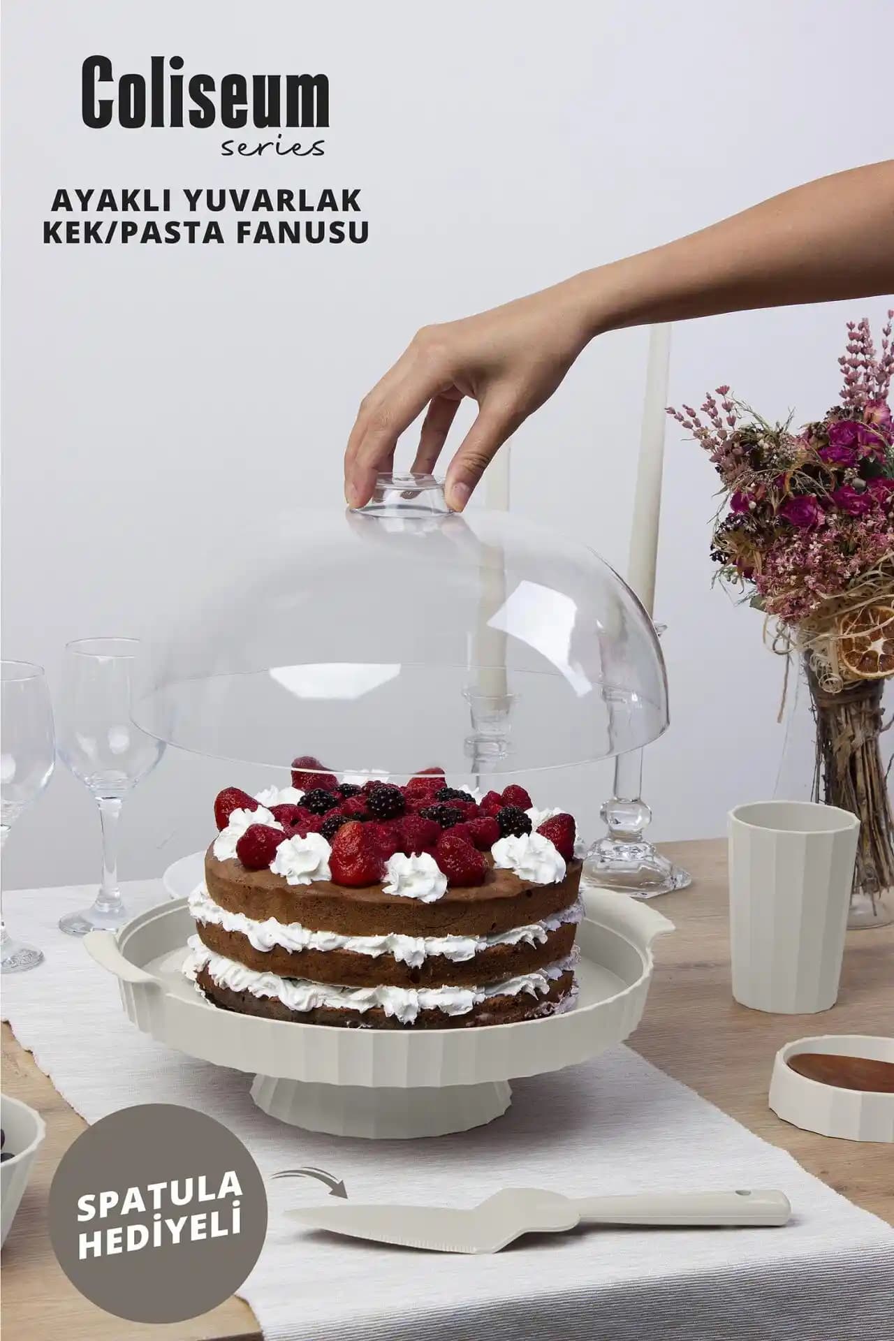 Ayaklı Pasta Fanusu ile Dekorasyon ve Mobilya Tasarımında Yenilikçi Kullanım İpuçları