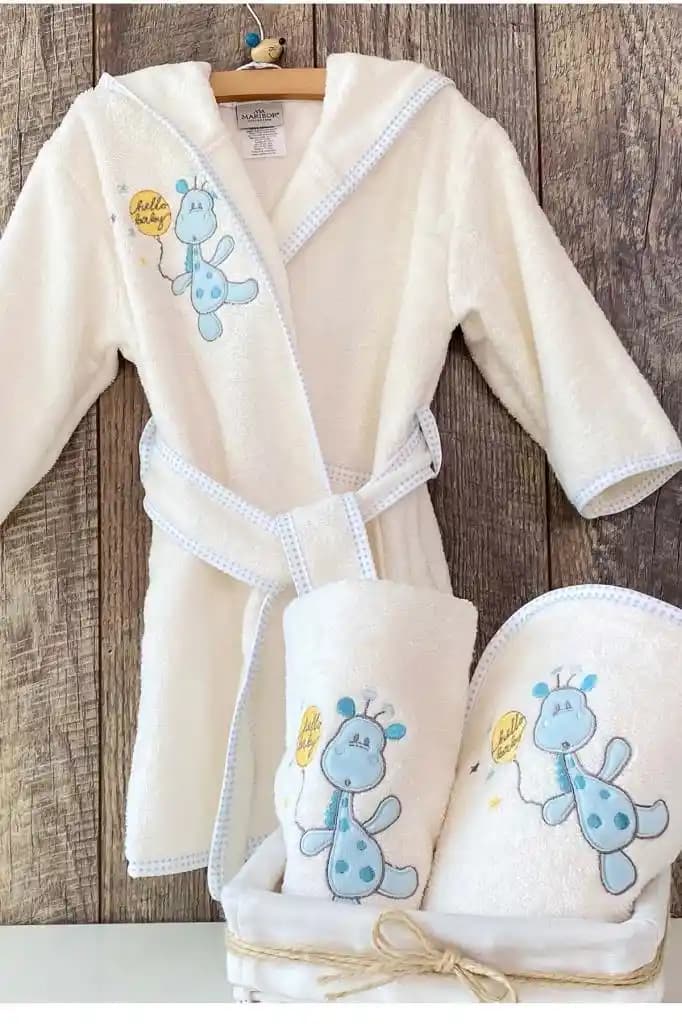 Bebek Bornozları: Konfor ve Güvenlik İçin En İyi Seçenekler ve Öneriler