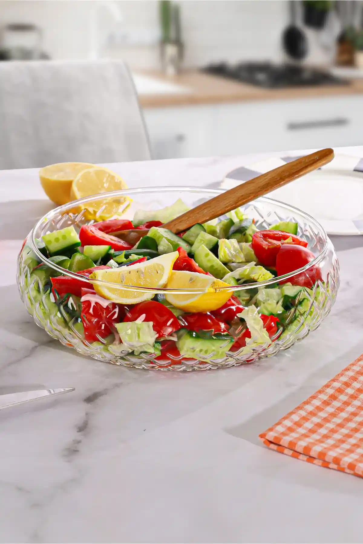 Büyük Salata Kasesi Dekorasyon ve Mobilyada Şıklığın Yeni Trendleri