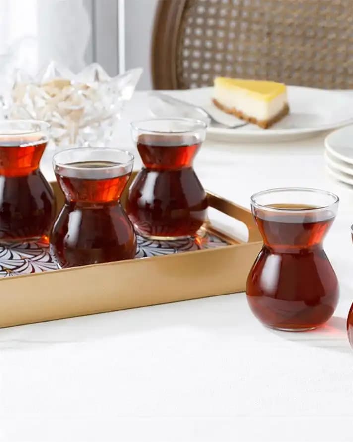 Cam Çay Bardağı Seçimi ve Dekorasyonda Kullanım İpuçları