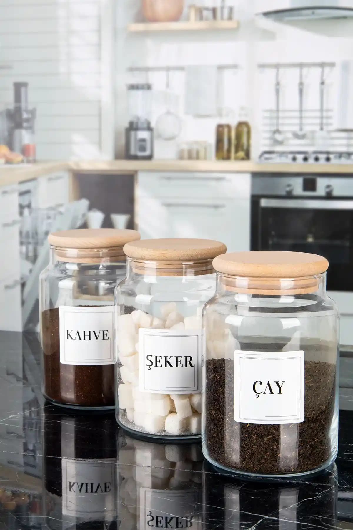 Cam Kahve Kavanozlarıyla Dekorasyonda Şıklık ve Pratiklik Sağlayan Çözümler