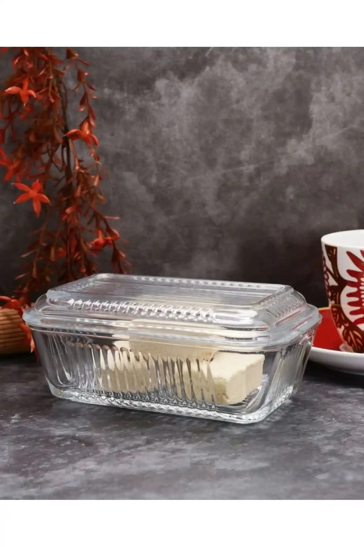 Cam Tereyağlıkların Dekorasyondaki Yeri ve Mobilya Tasarımındaki Önemi