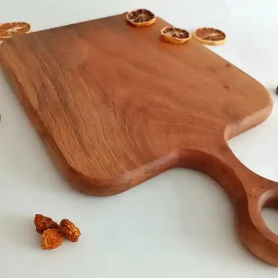 Ceviz Doğrama Tahtası ile Mutfağınıza Doğal Şıklık ve İşlevsellik Katın