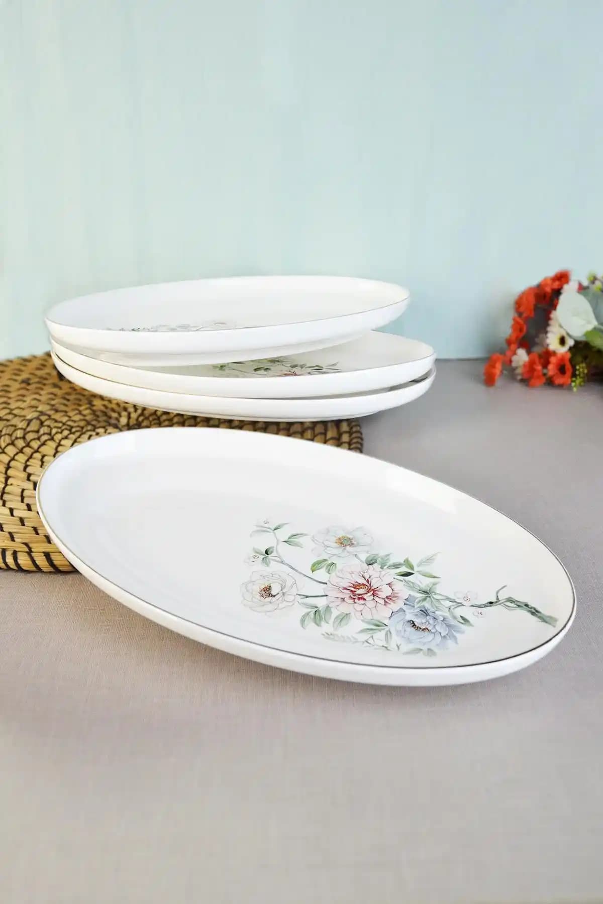 Çiçekli Tabaklar ile Dekorasyonda Zarafet ve Doğallık Yaratmanın Yolları