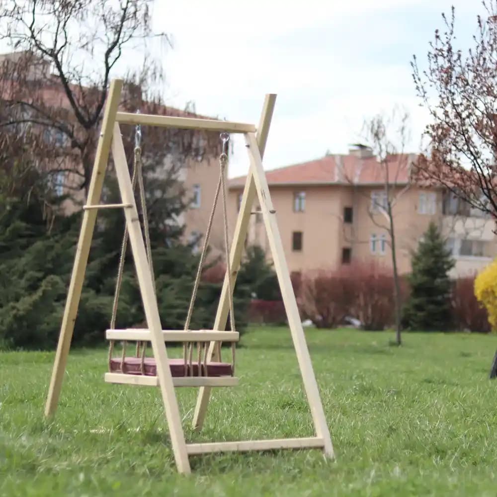 Çocuk Salıncağı Modelleri ve Güvenli, Şık Oyun Alanları Yaratma İpuçları