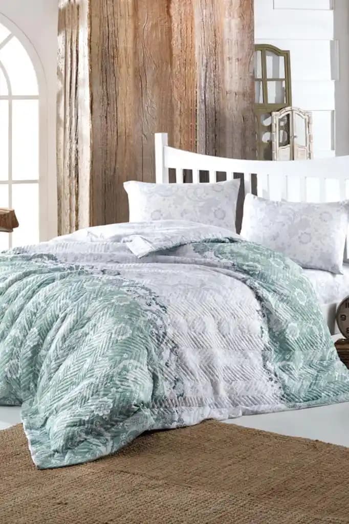 Dört Mevsim Nevresim Seçenekleri ve Yatak Odası Dekorasyon İpuçları