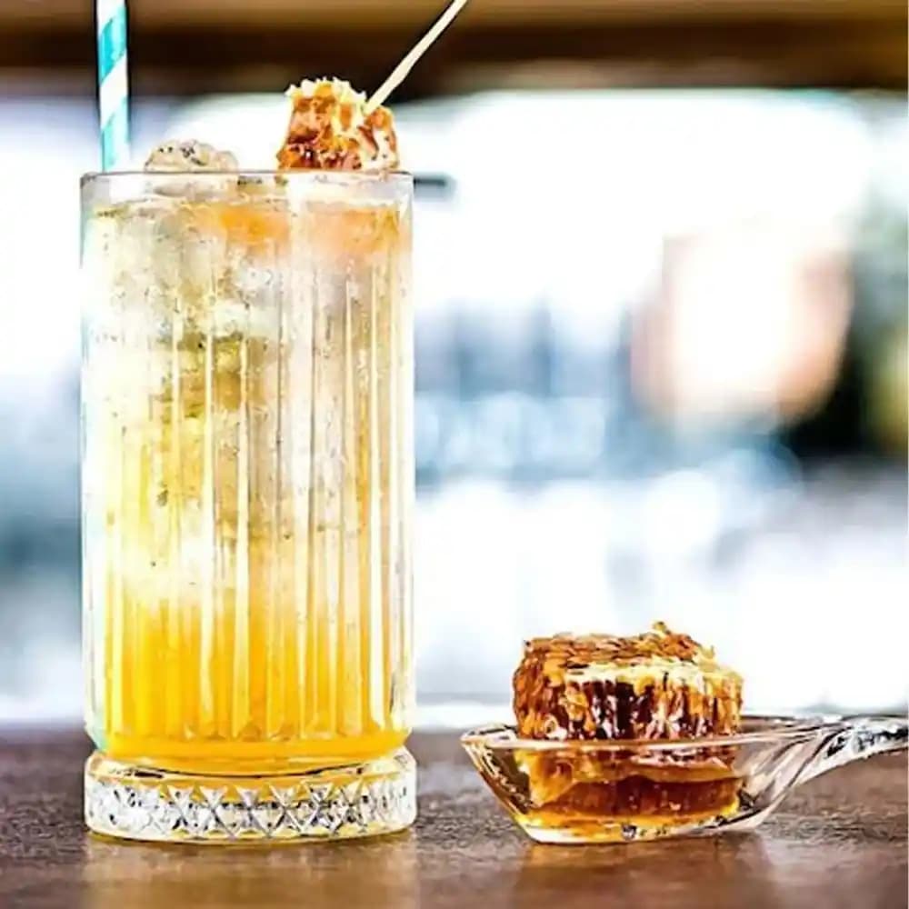 Elysia Meşrubat Bardağı: Modern Dekorasyon ve Çok Amaçlı Kullanım İpuçları