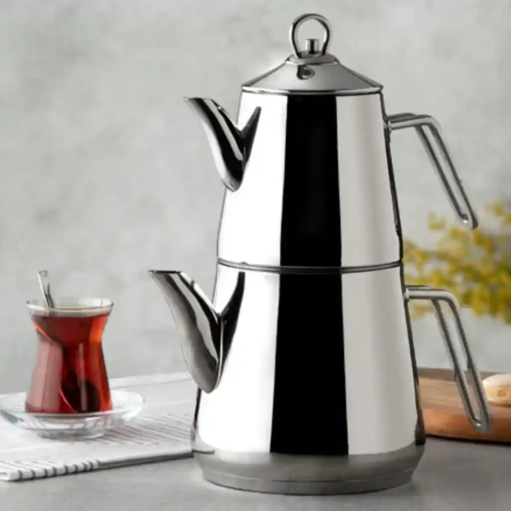 2025'te Çay Keyfinizi Zirveye Taşıyacak En İyi Çaydanlık Seçimi