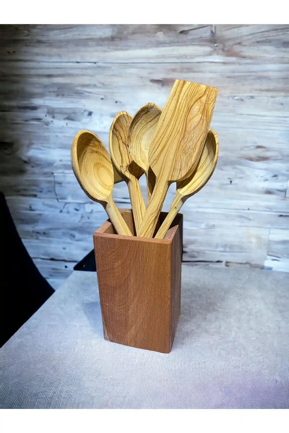 Ev Dekorasyonunu Zenginleştiren Tahta Kaşıklık Modelleri ve Seçim İpuçları