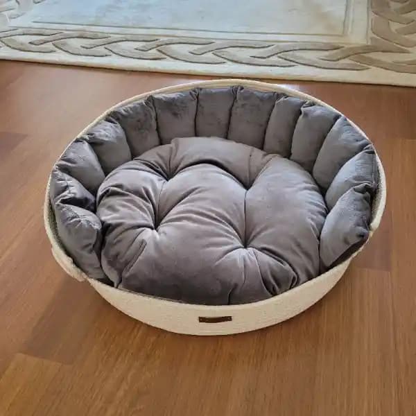 Evcil Dostlarınız İçin Uygun Kedi ve Köpek Yatakları Dekorasyonla Uyumlu Konfor