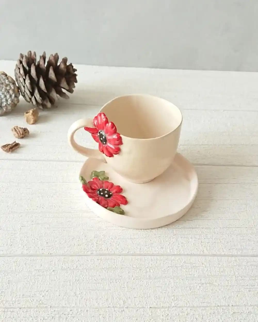 2025'te Evde Seramik Fincan Yapımı: Hayal Gücünüzü Ateşleyecek 5 Sır