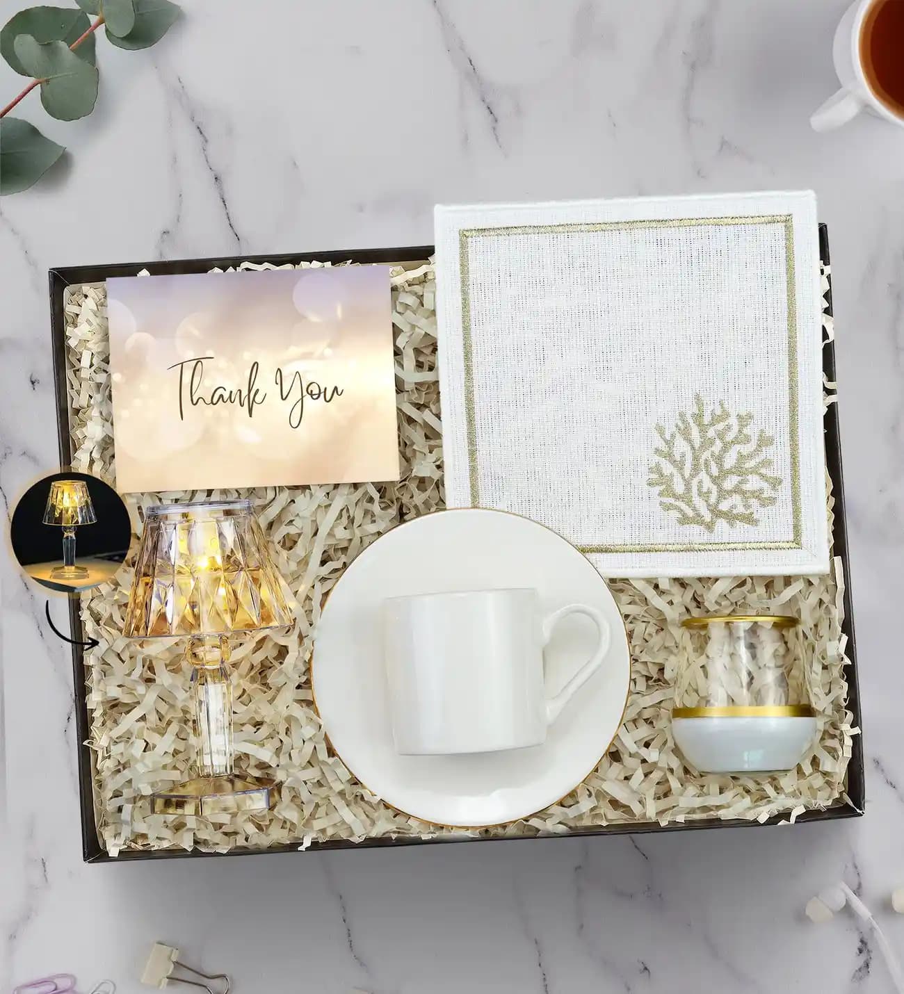 Fincan Yanı Su Bardağı Kullanımı ve Dekorasyonda Yaratıcı Fırsatlar