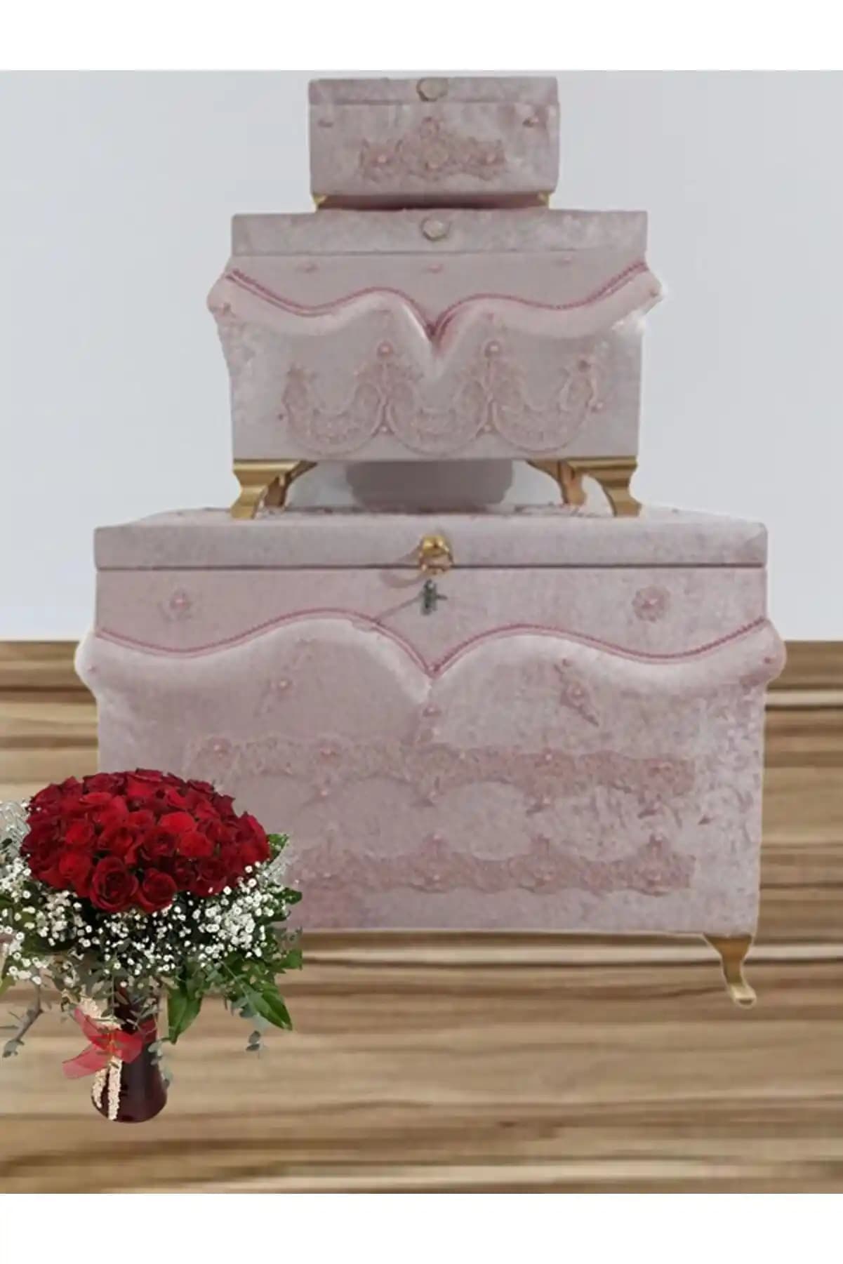 Gelin Sandığı: Geleneksel ve Modern Dekorasyonun En Güzel Bileşeni