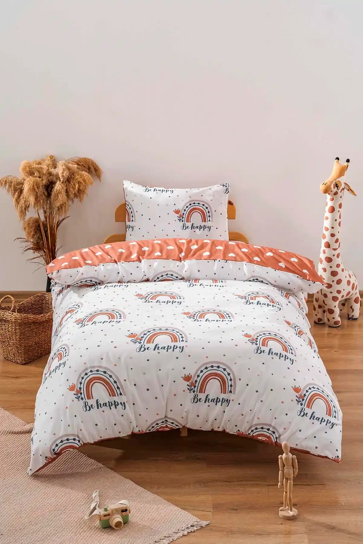 Gökkuşağı Nevresim Takımıyla Yatak Odanızı Canlandırmanın En İyi Yolları