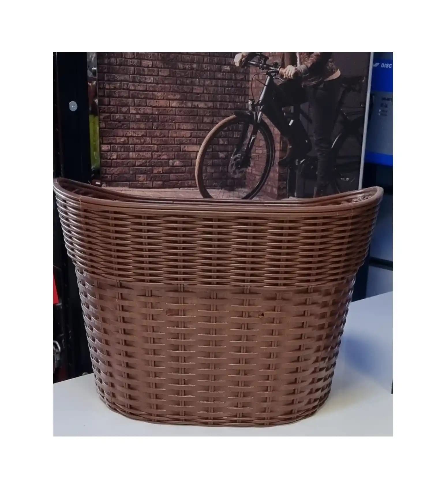 Hasır Görünümlü Plastik Sepetler: Modern ve Doğal Dekorasyon İçin Pratik Çözümler