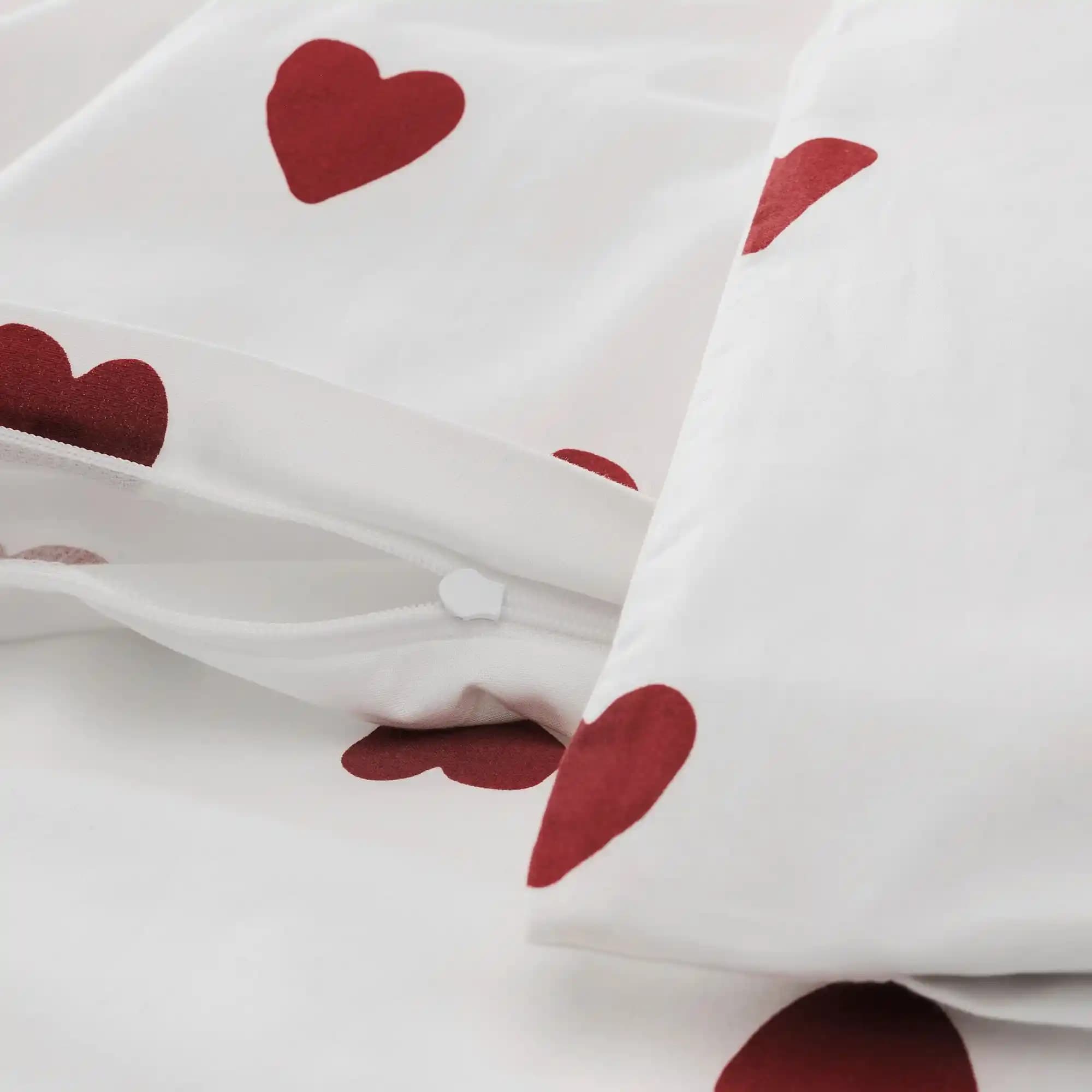 IKEA Kalpli Nevresim Modelleriyle Yatak Odalarınıza Romantik ve Sevimli Dokunuşlar