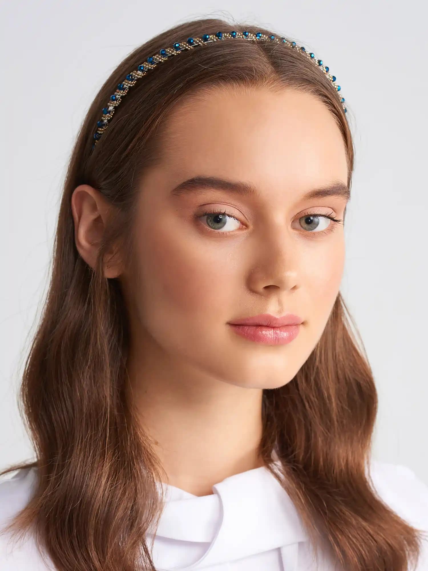 İnce Taç Modelleri ile Dekorasyonda Zarafet ve Şıklık Yaratın