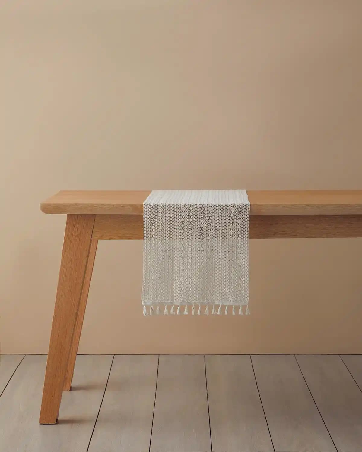 İngiliz Tarzı Ev Dekorasyonunda Runners Kullanımı ve Şıklık Sağlayan İpuçları