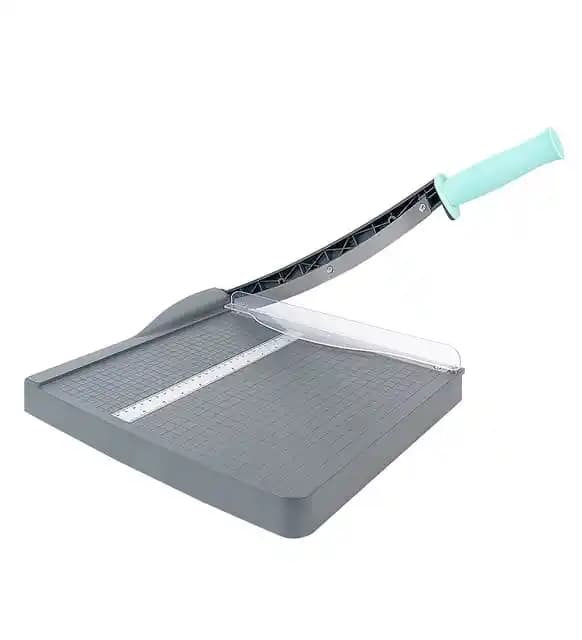 Kağıt Kesiciler Dekorasyon ve Mobilya Tasarımında Pratik ve Estetik Çözümler