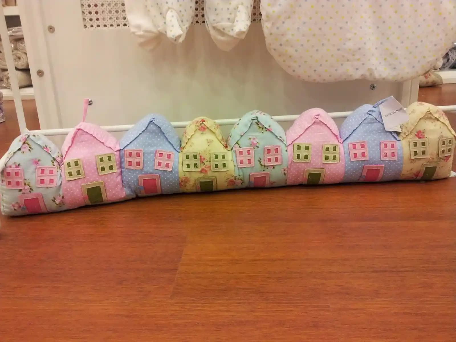 Kapı Önü Ağırlıkları: Estetik ve Güvenliği Bir Arada Sunan Dekoratif Çözümler