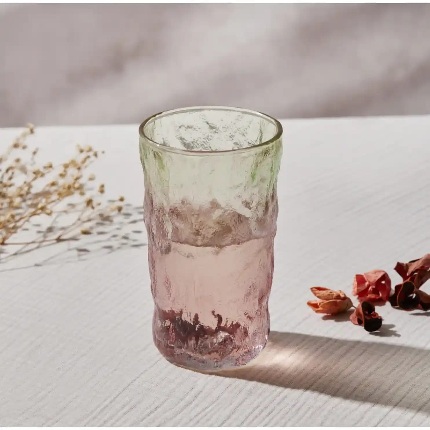 Karaca Glacier Serisi: Modern İç Mekanlar İçin Şık ve Fonksiyonel Cam Ürünleri