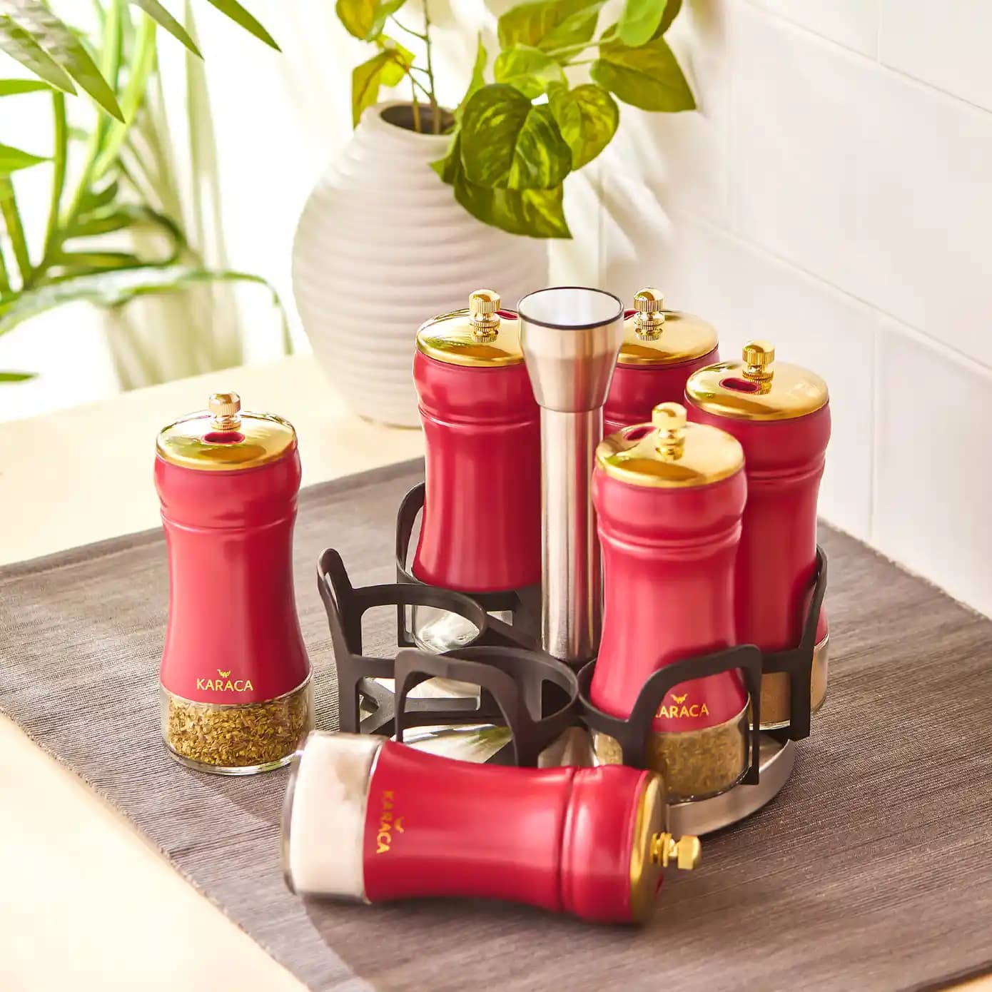 Karaca Gold Berry Koleksiyonu Modern ve Şık Dekorasyon ve Pratik Kullanım İçin